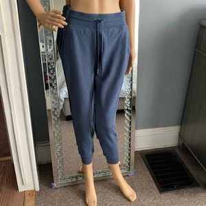 1534.♎️Lululemon warm down jogger II